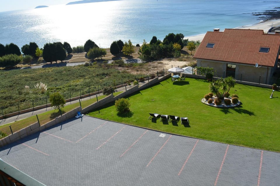 Garden, Sea view