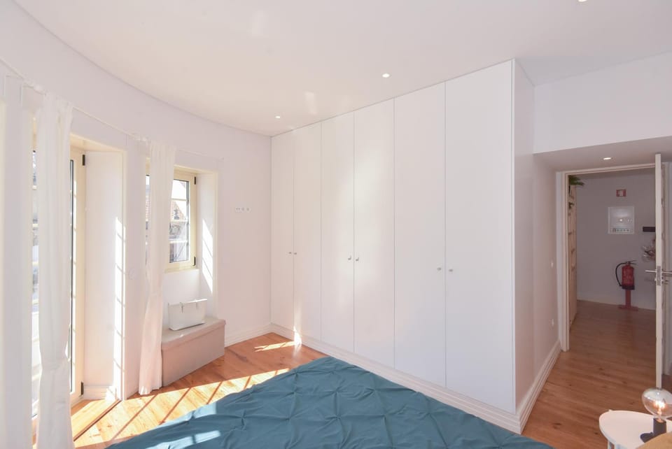 Bed, Photo of the whole room, Bedroom, City view