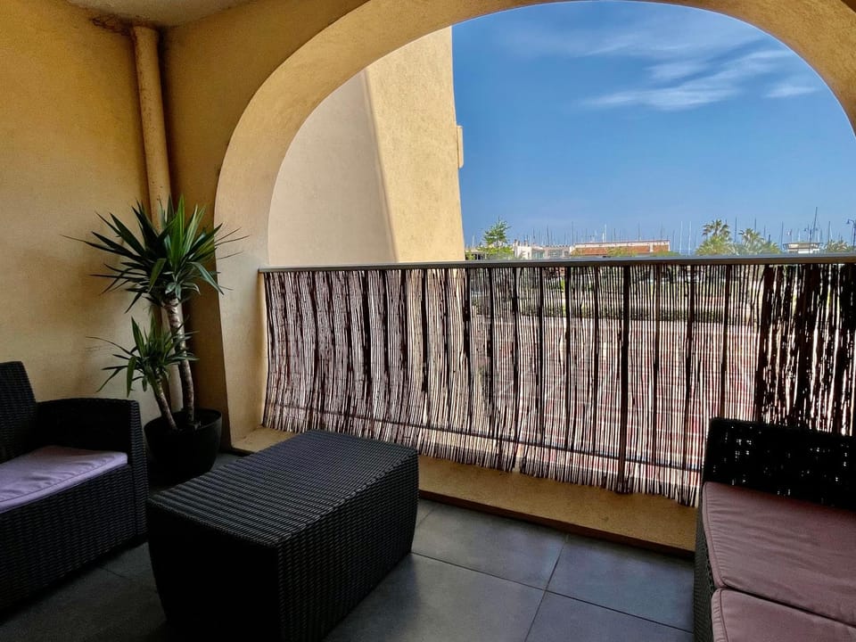 Patio, Balcony/Terrace