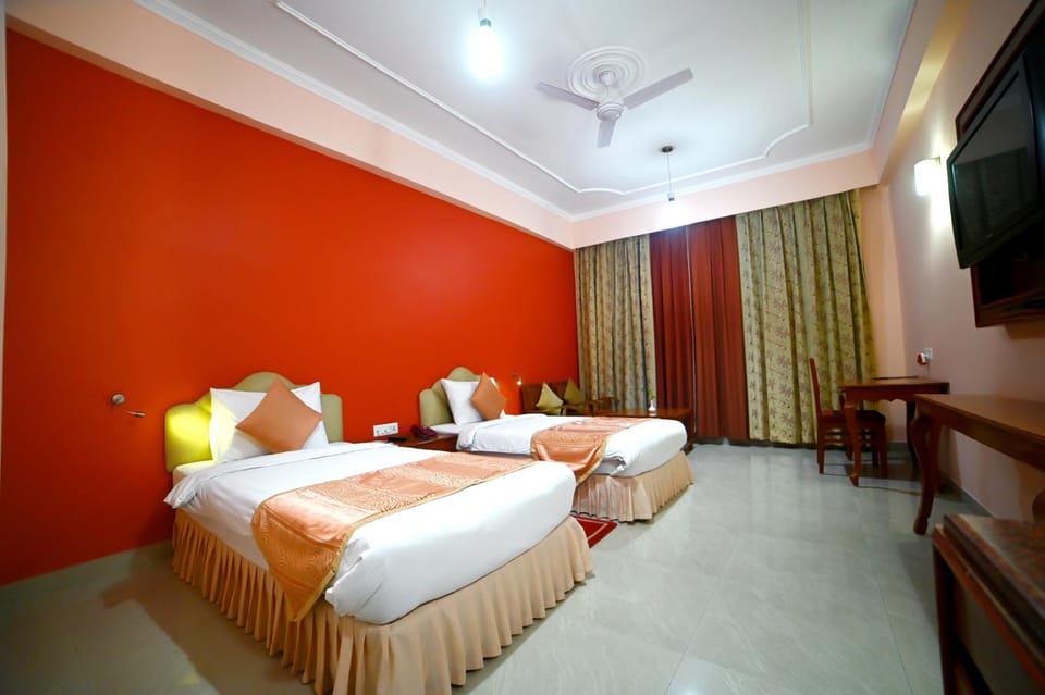 TV and multimedia, Photo of the whole room