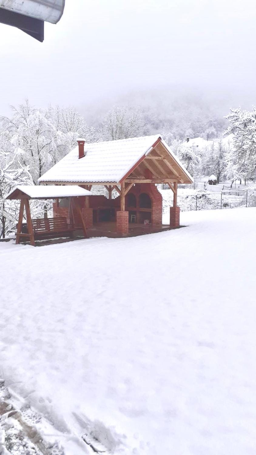 Pensiunea La Buru House in Romania