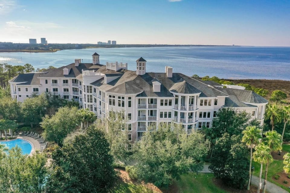 Bird's eye view, Sea view
