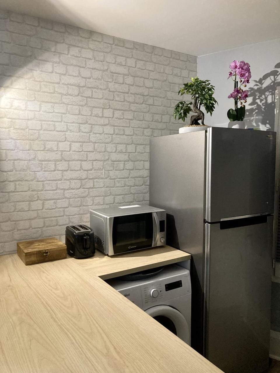 Alex Place's Apartment in Pontoise