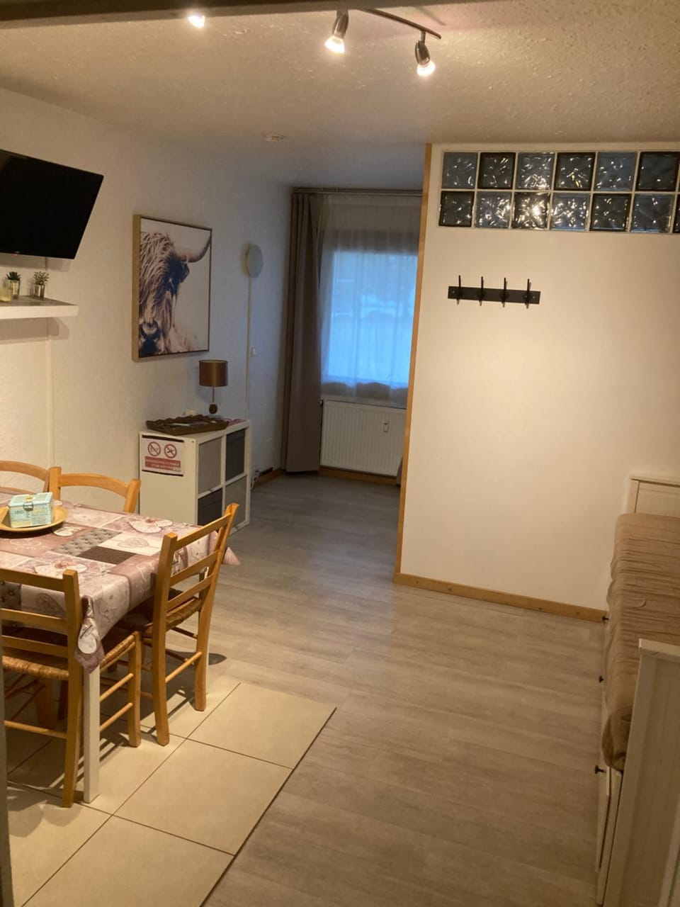 T2 PRALOUP 1600 bat Chanteclerc 6 personnes 36m2 avec chambre à part et 2 TV Apartment in Uvernet-Fours