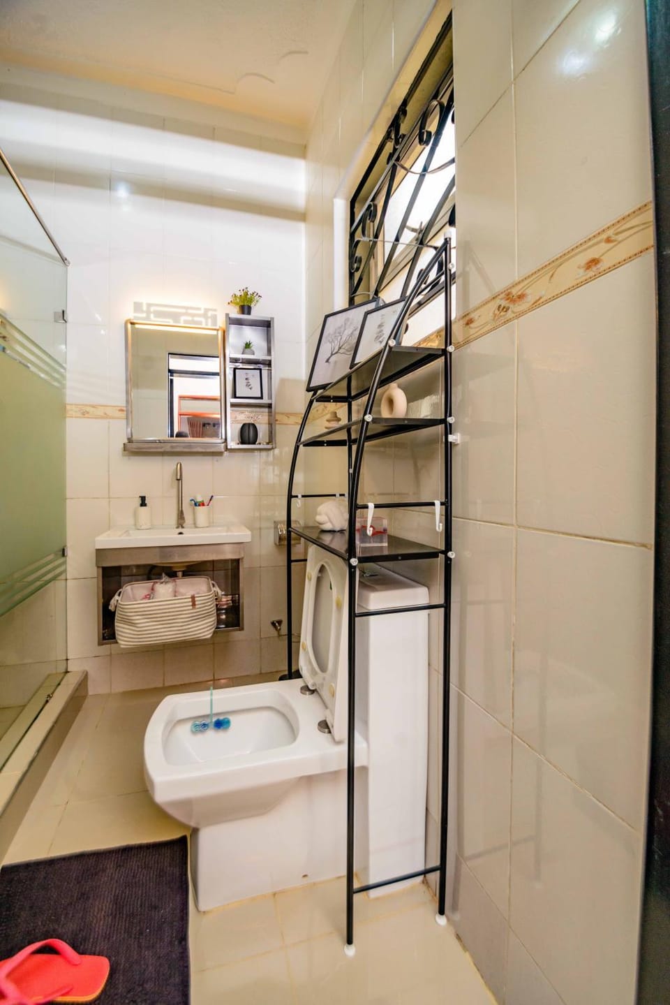 PNG Guest house Kitende Apartment in Uganda