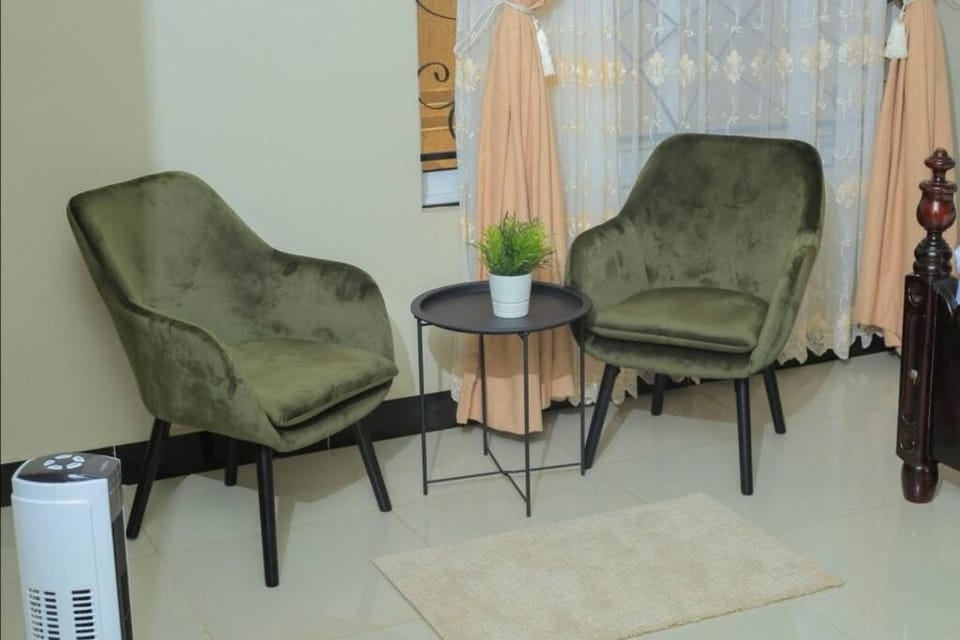 PNG Guest house Kitende Apartment in Uganda