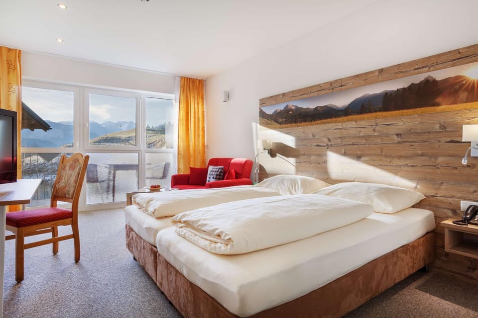 Photo of the whole room, On site