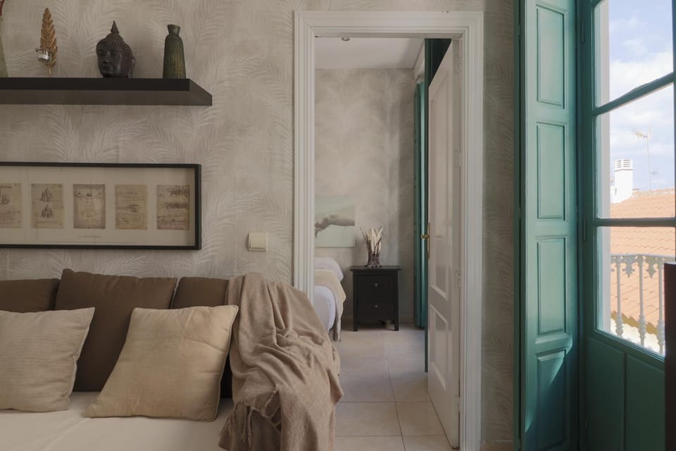 Living room, Bedroom