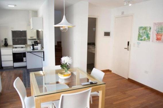 Kitchen or kitchenette, Seating area, Dining area
