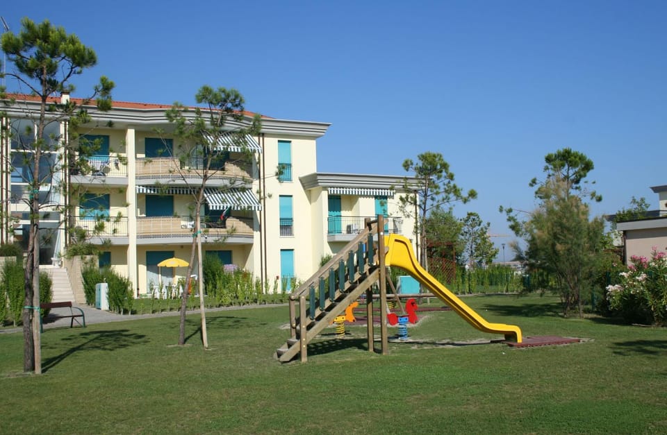 Children play ground, Garden