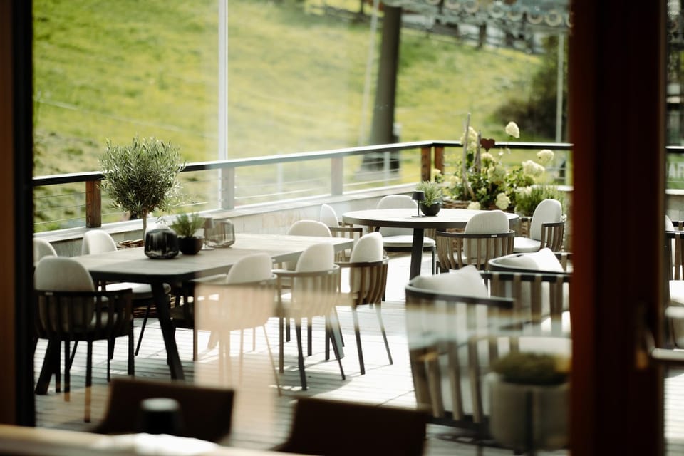 Garden, Seating area