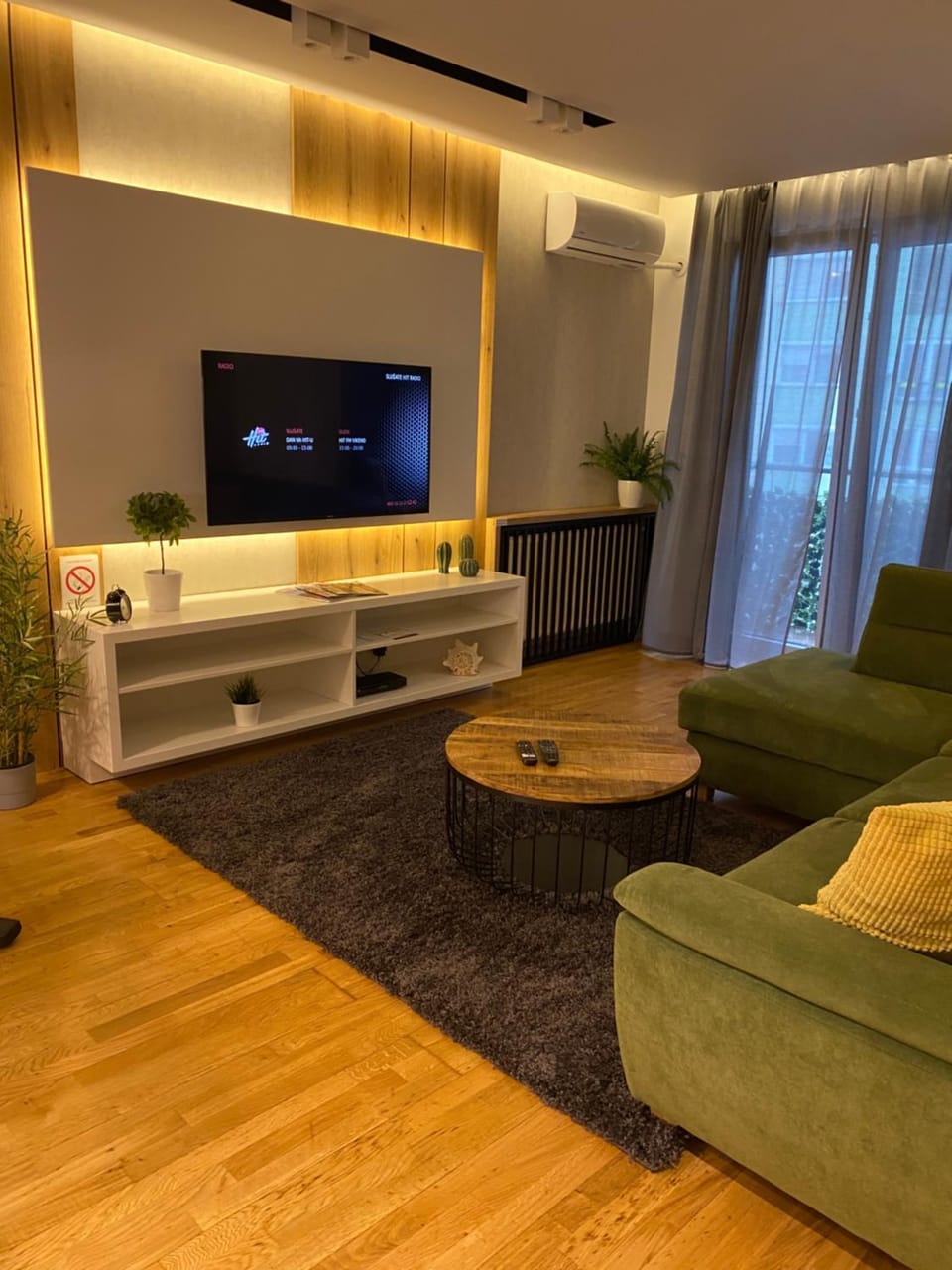 Tesla 3 Apartment Apartment in Novi Sad