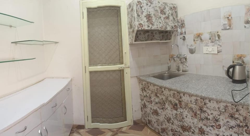 Coffee/tea facilities, Kitchen or kitchenette