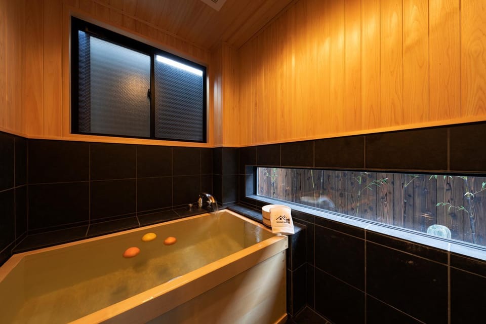 Bathroom, Bath