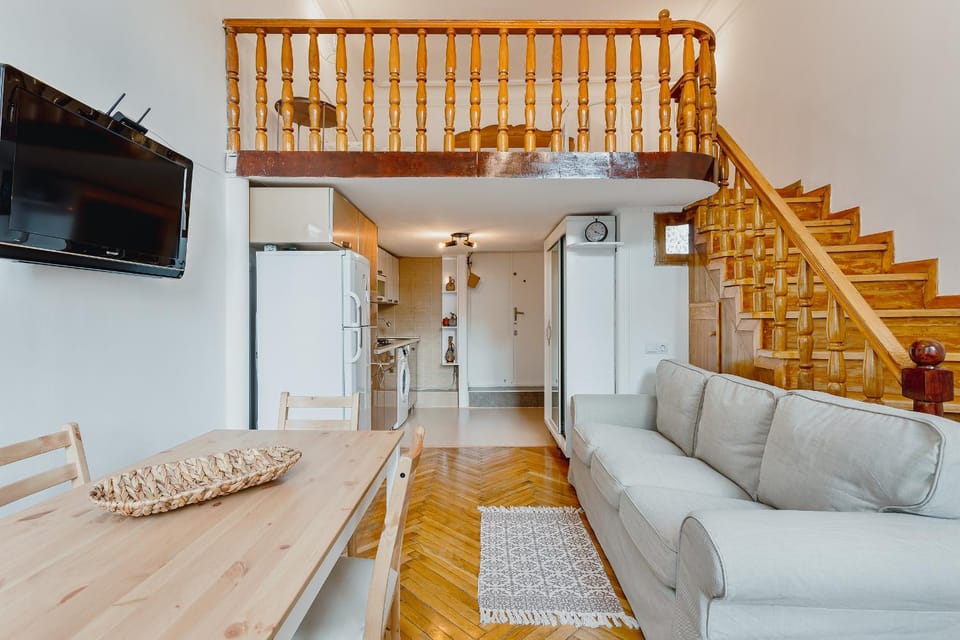 Cozy Home Apartment in Tbilisi, Georgia