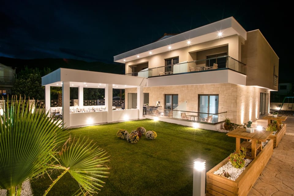 Property building, Garden