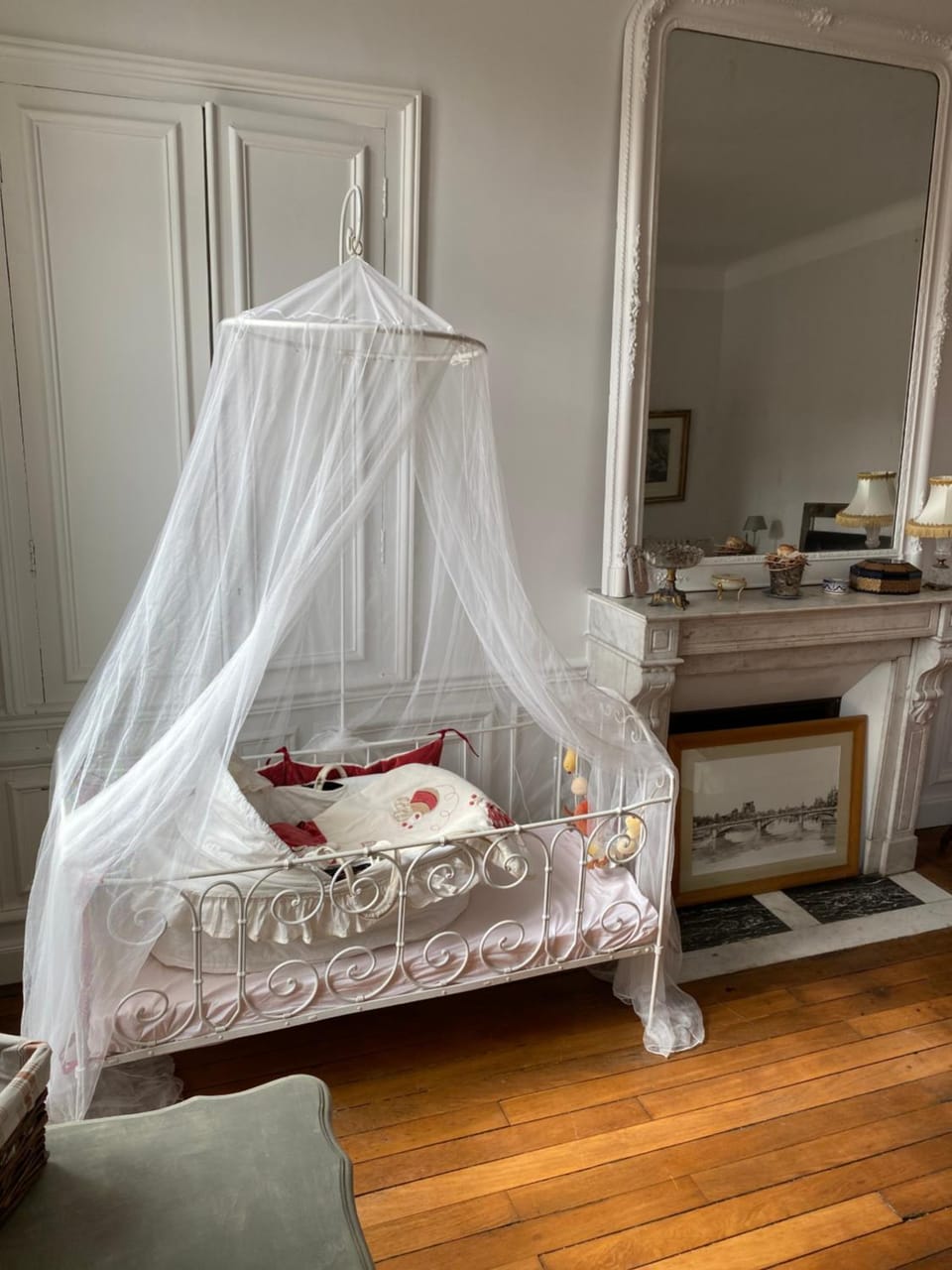 cot