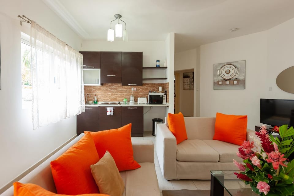 Kitchen or kitchenette, Living room, Decorative detail, Seating area