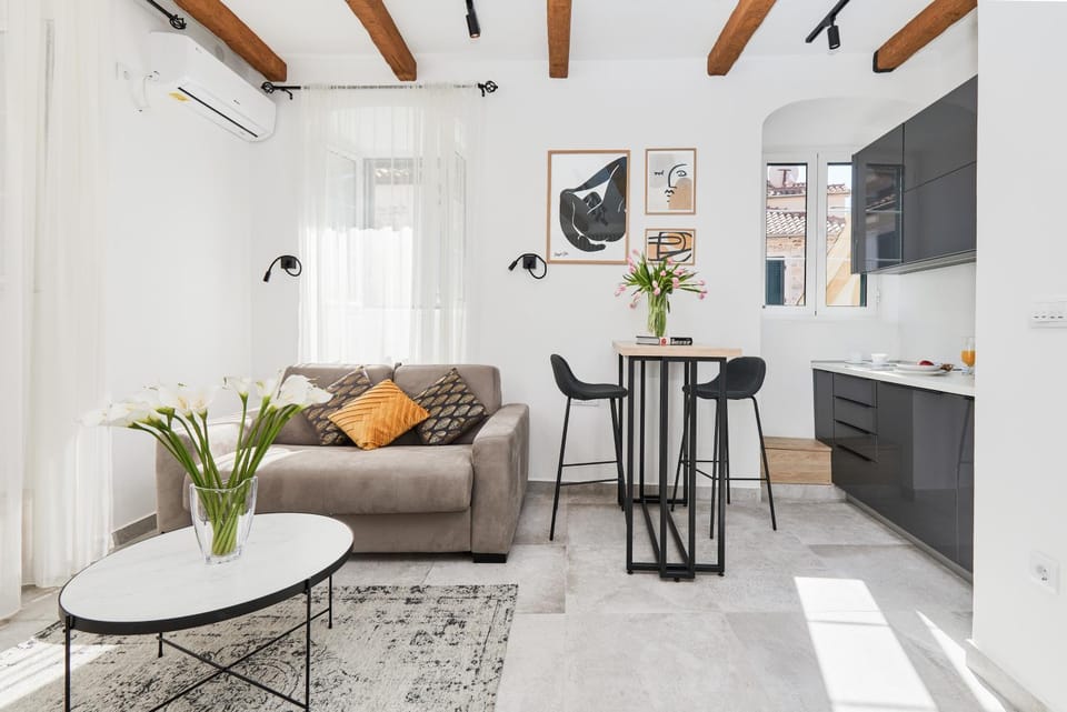 Old Town Casa Dameo Apartments Apartment in Kotor