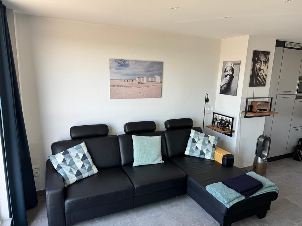 Seaview penthouse Apartment in Ostend