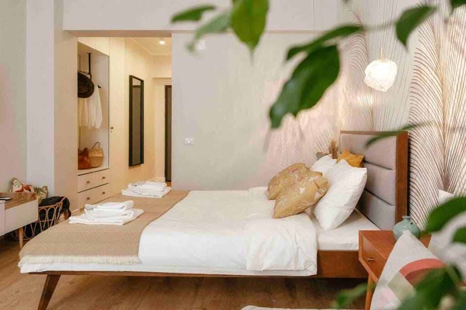 Bright Studio - Top Location - Old Town + Netflix Apartment in Bucharest