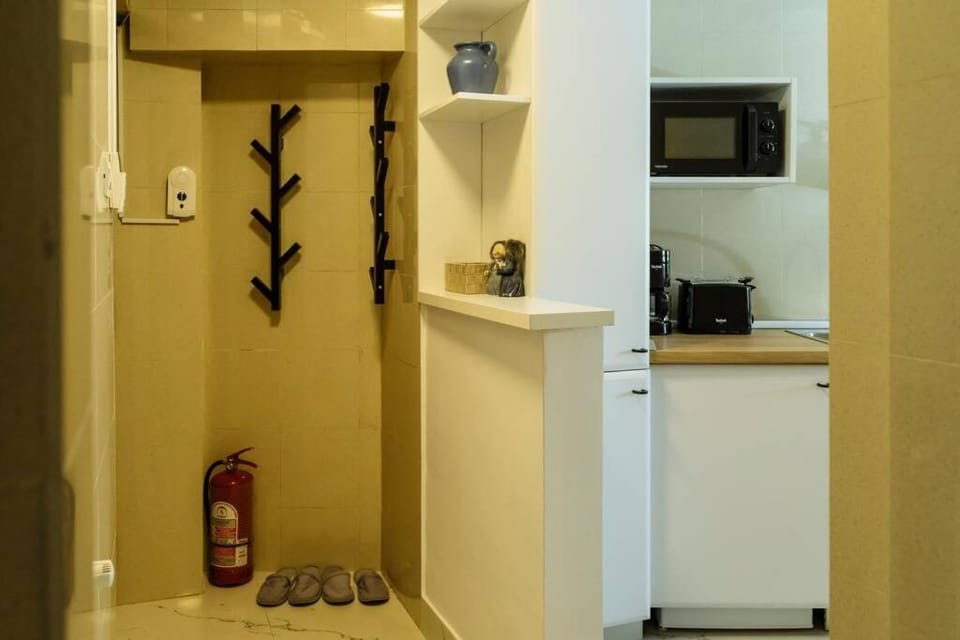 Studio with private terrace next to Cișmigiu Apartment in Bucharest