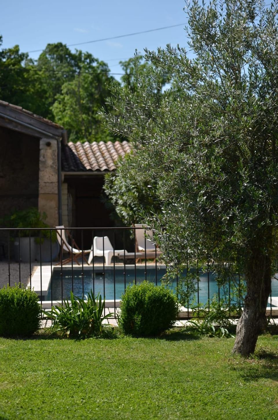 gîte Ferme St Pierre drôme, 2-4 personnes, prestations diverses Bed and Breakfast in Provence