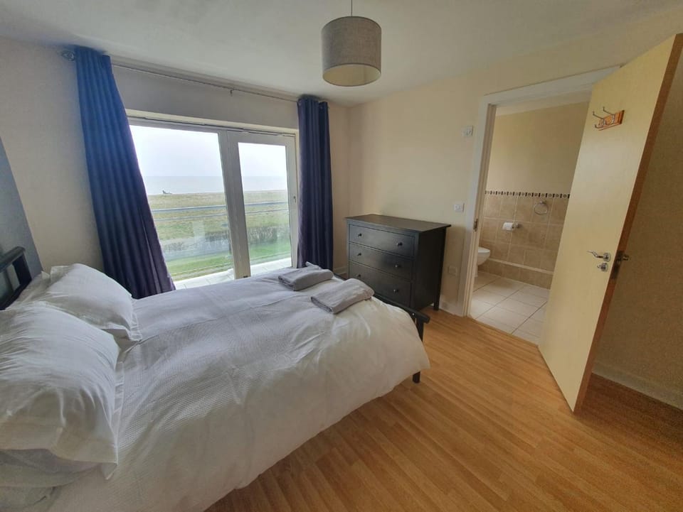 Bedroom, Sea view