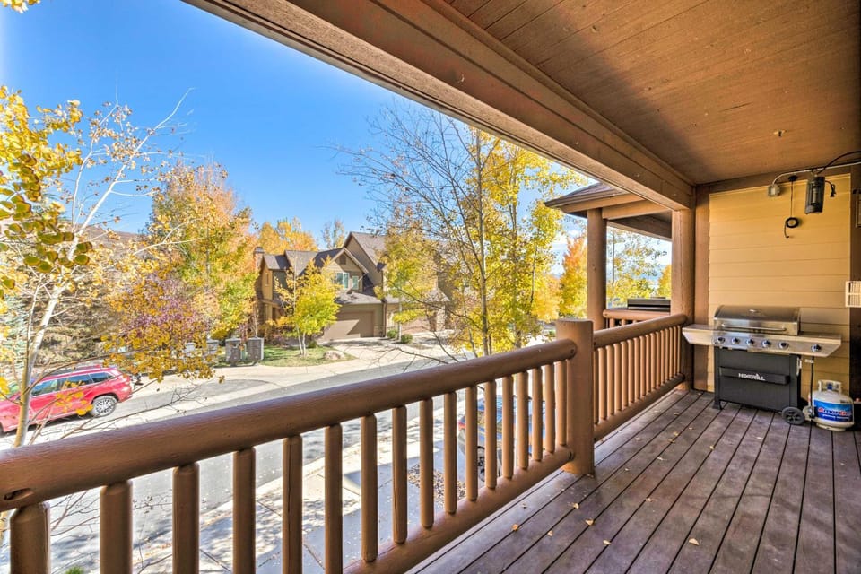 6 Mi to Canyons Village! Park City Townhome House in Summit Park