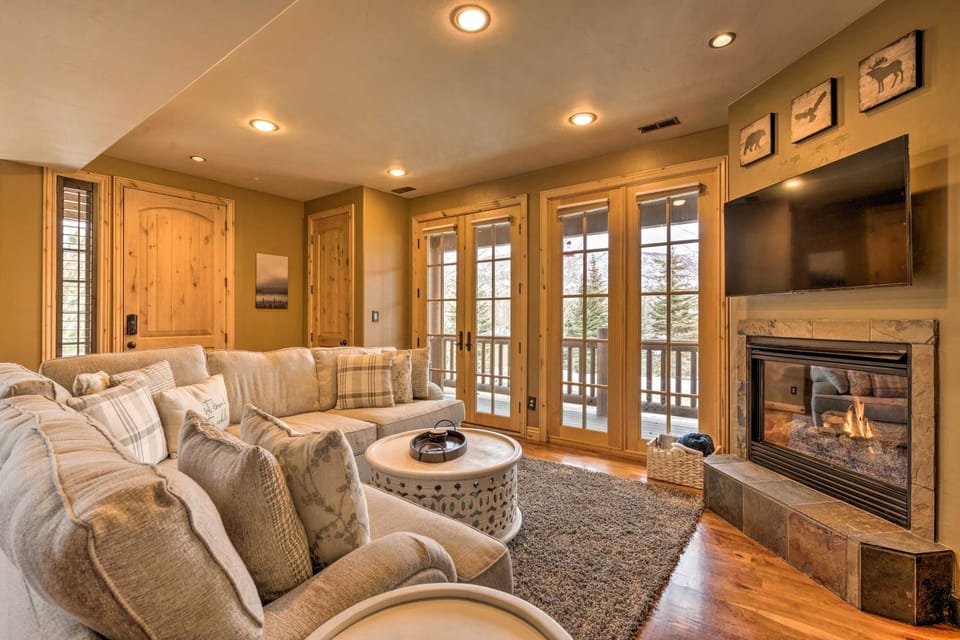 6 Mi to Canyons Village! Park City Townhome House in Summit Park