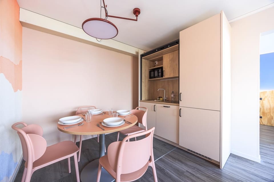 Kitchen or kitchenette, Family, stove, kitchen