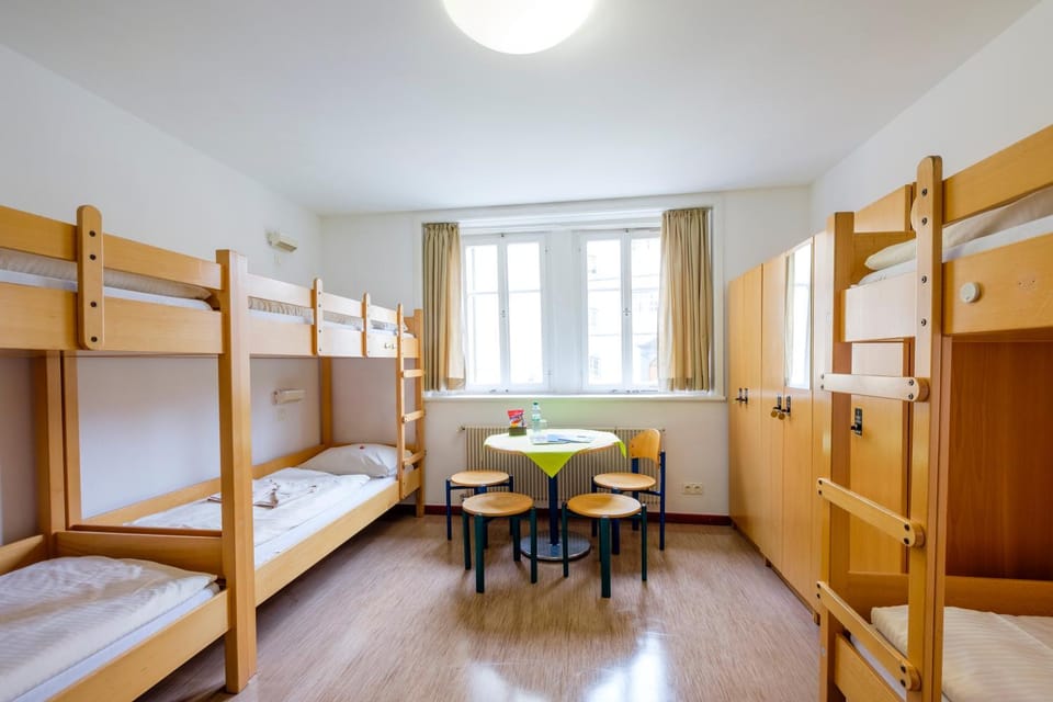bunk bed