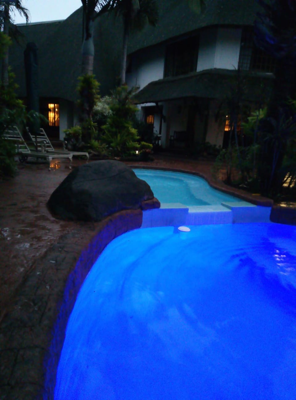 Swimming pool, Swimming pool