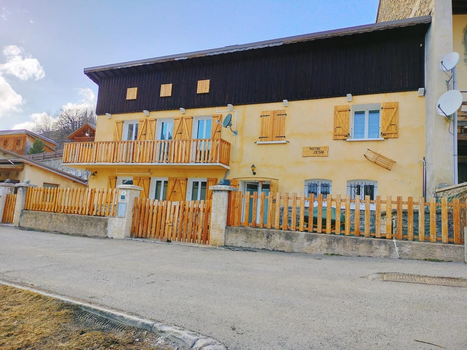 Gite Notre Désir House in Provence-Alpes-Côte d'Azur