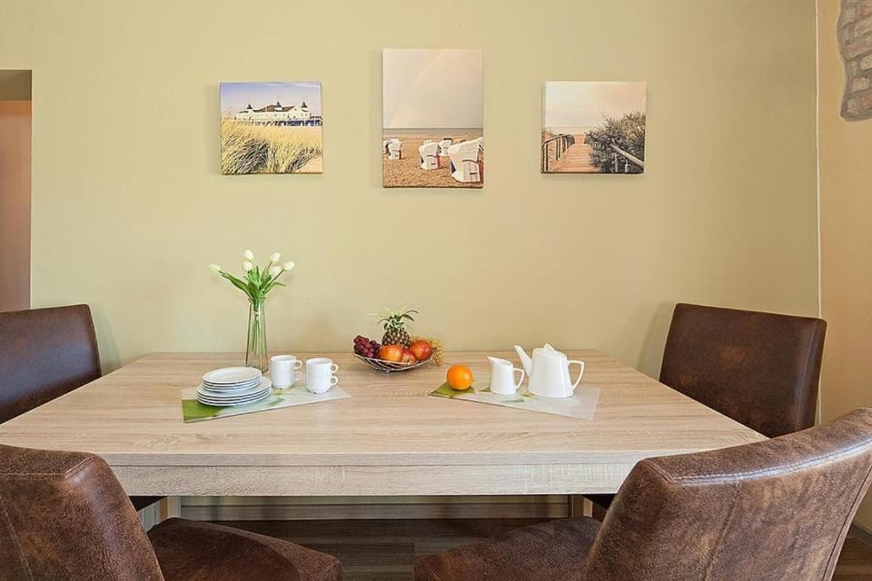 Der Westflügel Ritter Dietrich WF-47 Apartment in Mecklenburg-Vorpommern, Germany