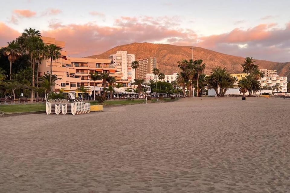 Nearby landmark, Off site, Natural landscape, Activities, Beach, Sunset