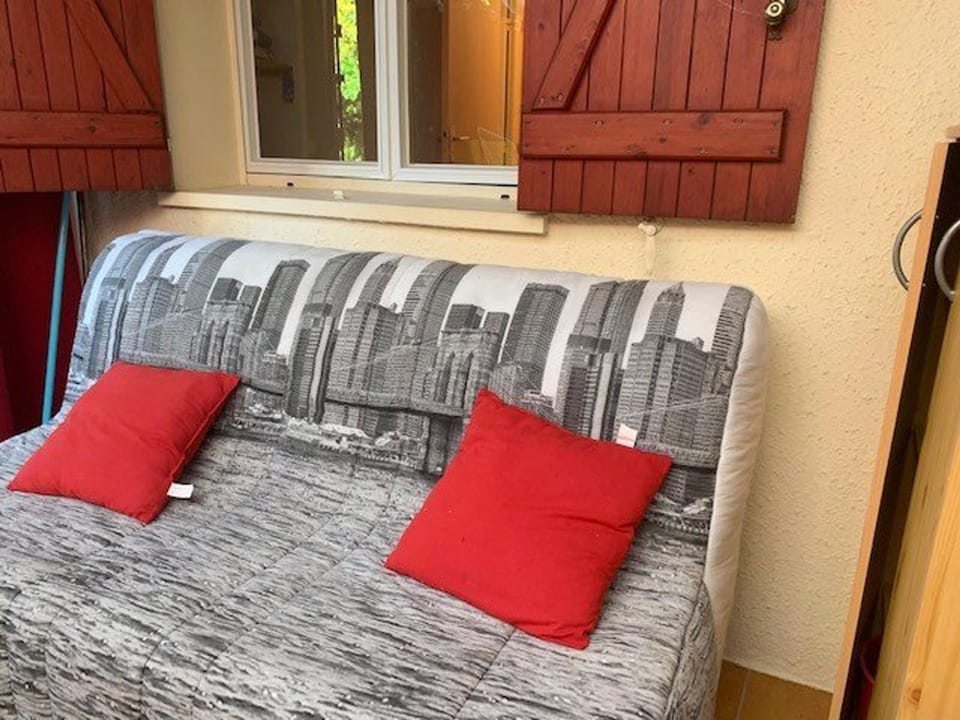 Villa mitoyenne calme, terrasse, parking, clim, Cap d'Agde - FR-1-607-89 House in Agde
