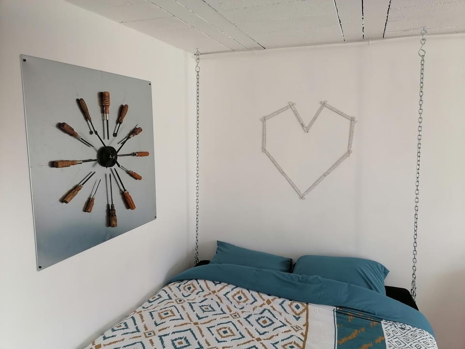 VAL GITE #2 x4 people "L'ATELIER" Apartment in Neuchâtel, Switzerland