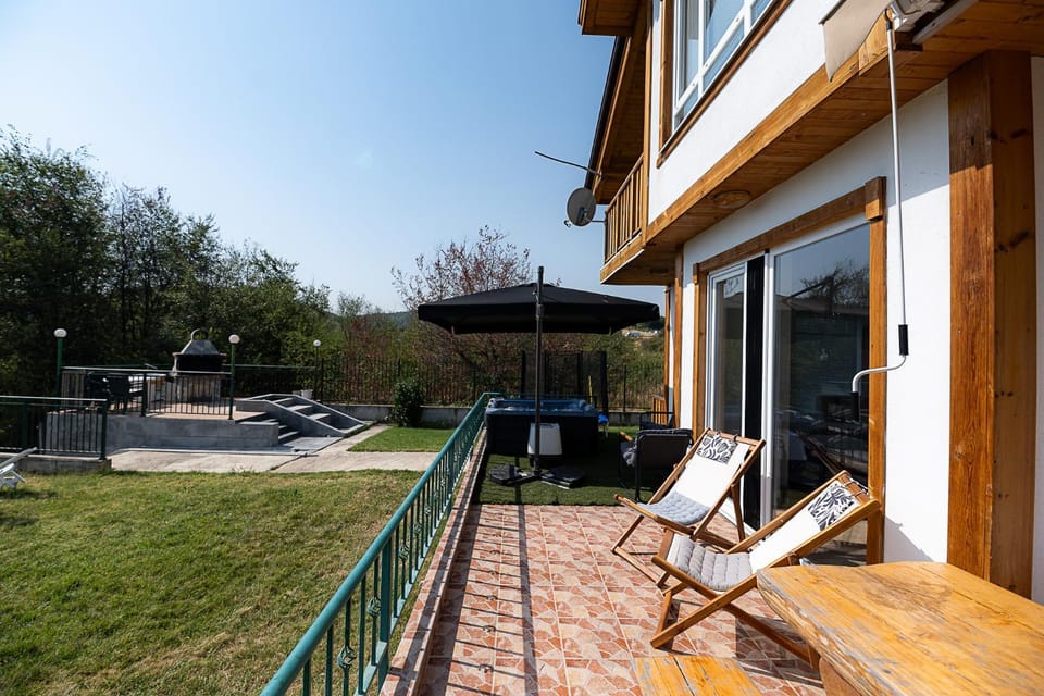 AMAZING view, privacy and comfort - SPA Villa Krasi Villa in Blagoevgrad Province