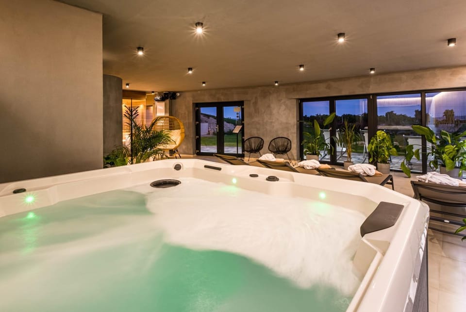 Hot Tub
