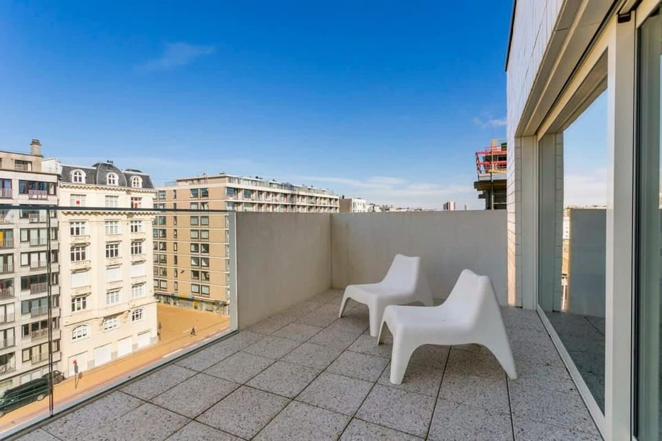 Casiola - New apartment near the beach with stunning seaview Apartment in Ostend