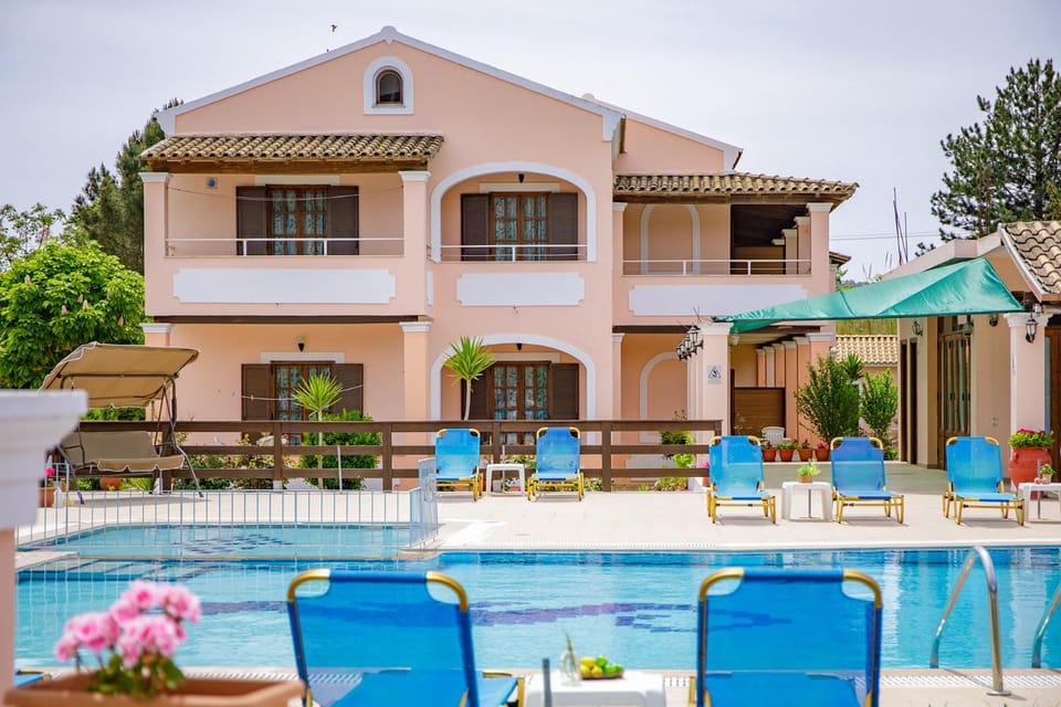 Property building, Swimming pool