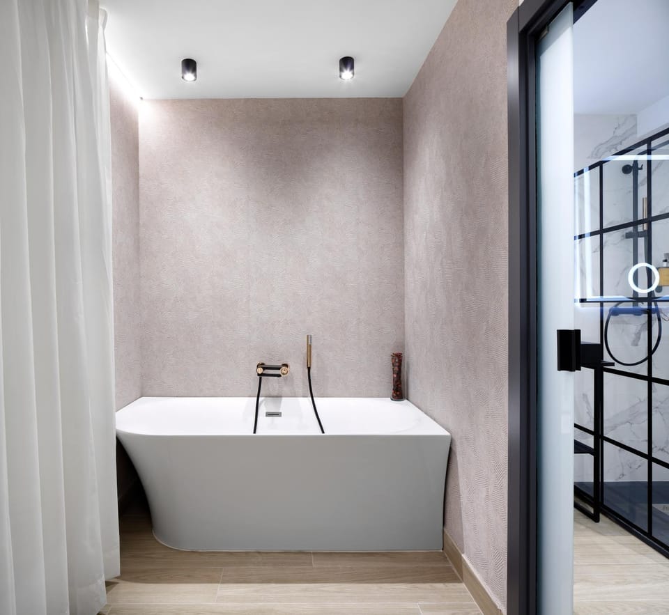 Bathroom, Bath