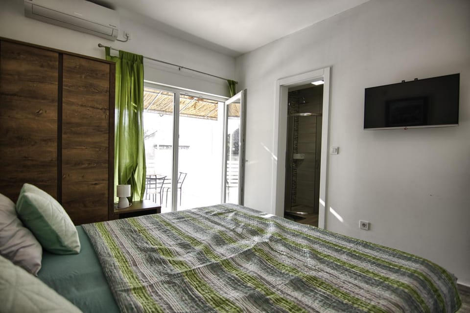 Rooms DRAGICA Apartment in Šibenik-Knin County, Croatia