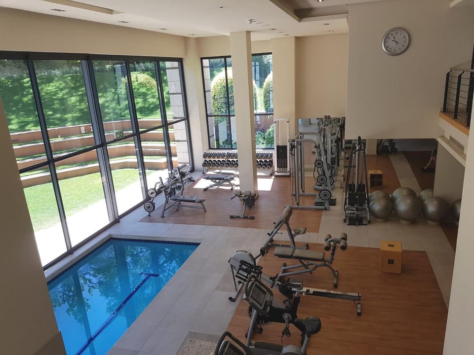 Fitness centre/facilities, Swimming pool