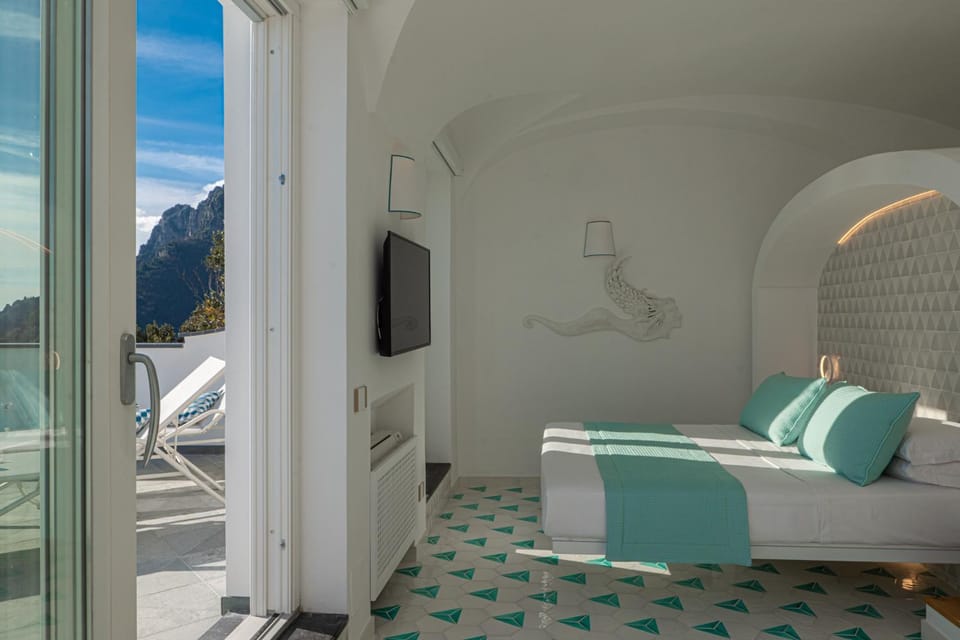 Petrea Lifestyle Suites Bed and Breakfast in Positano