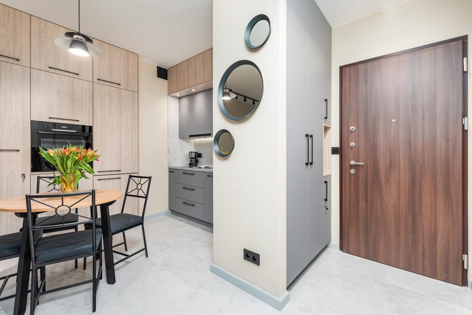 Kitchen or kitchenette, Dining area, Breakfast