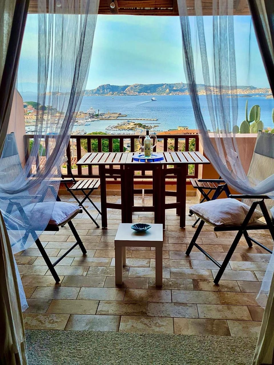 Charme House Palau Apartment in Palau