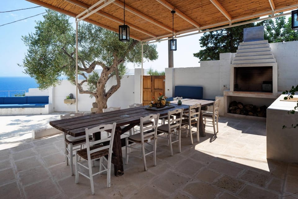 BBQ facilities, View (from property/room), Dining area, Sea view