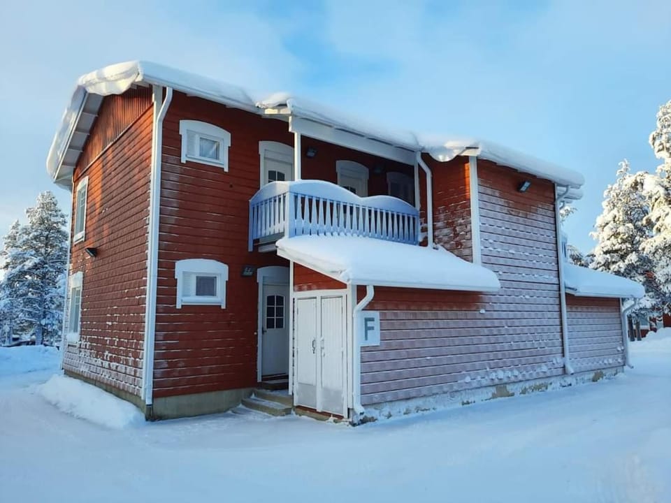 Property building, Winter